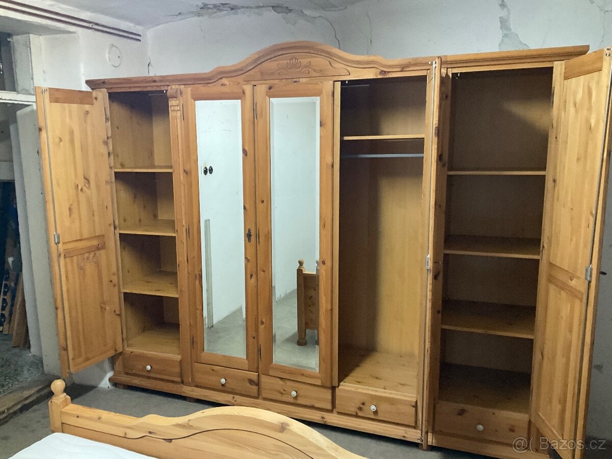 Prodám ložnici materiál voskované borovice - 3