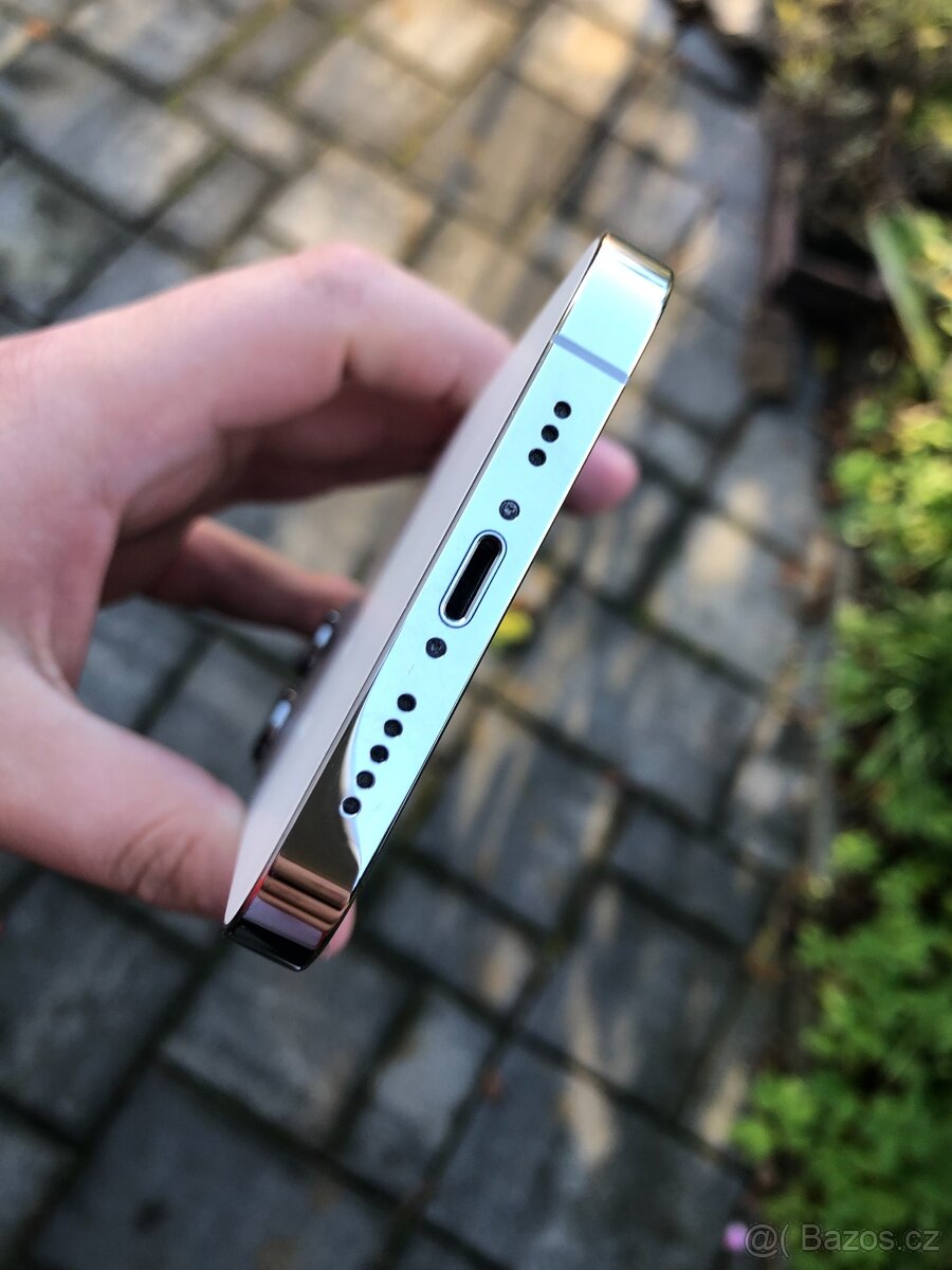 iPhone 13 PRO 256Gb...v krásném stavu...silver - 3