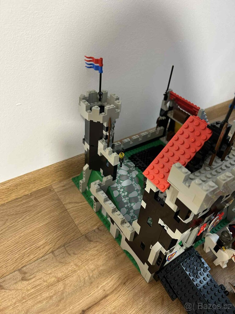 lego castle 6086 - 3