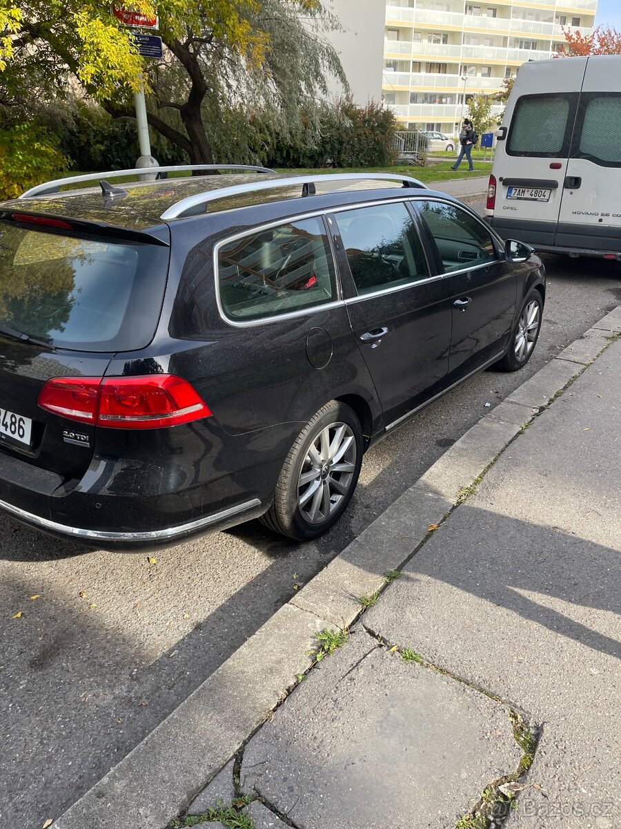 Volkswagen Passat - 3