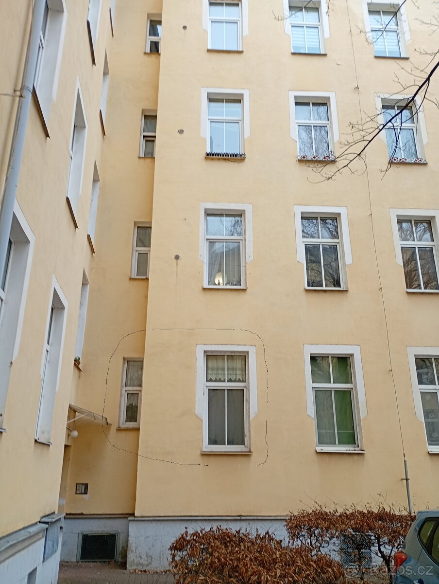 Prodám nebytový prostor - 3