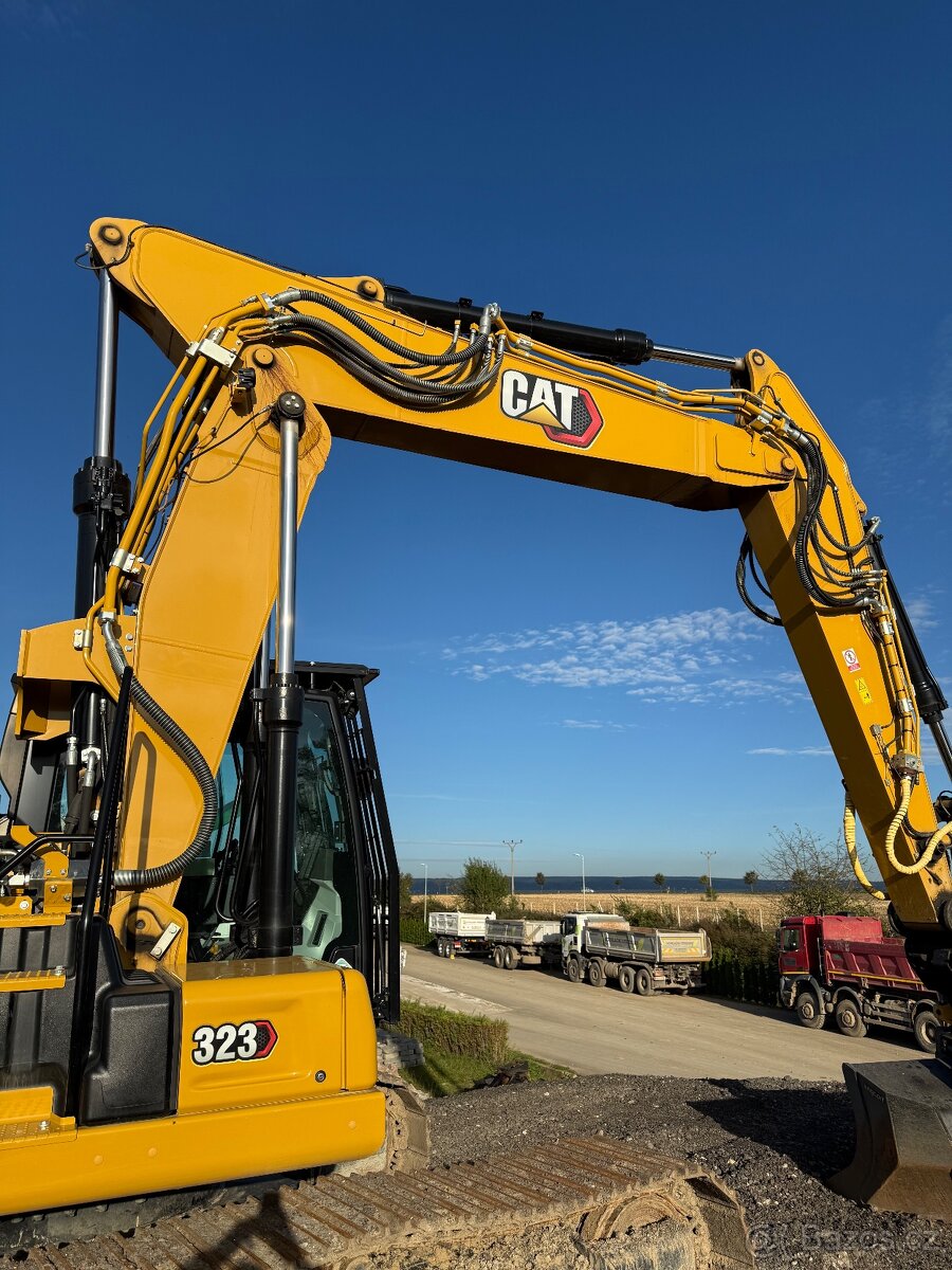 CAT 323 ENGCOM EPS kleště TOP STAV - 3