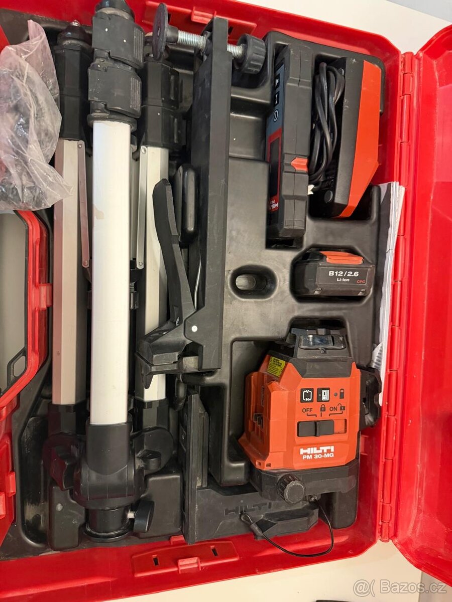 Zelený multiliniovy Laser Hilti PM30-MG - 3