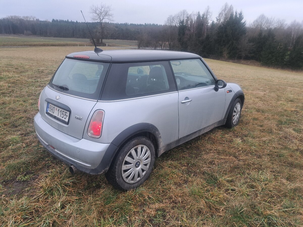 Prodám Mini cooper ONE - 3