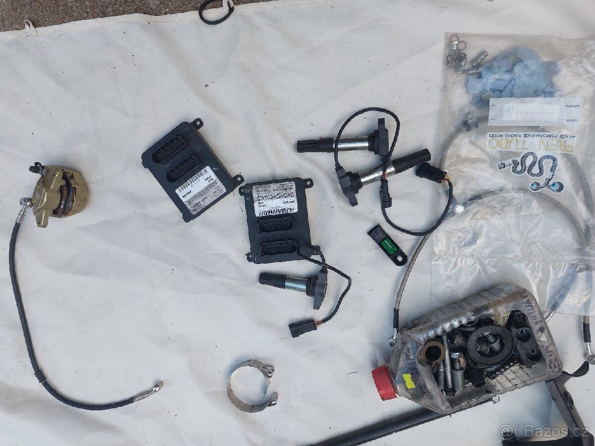 Aprilia tuono 1000 - 3