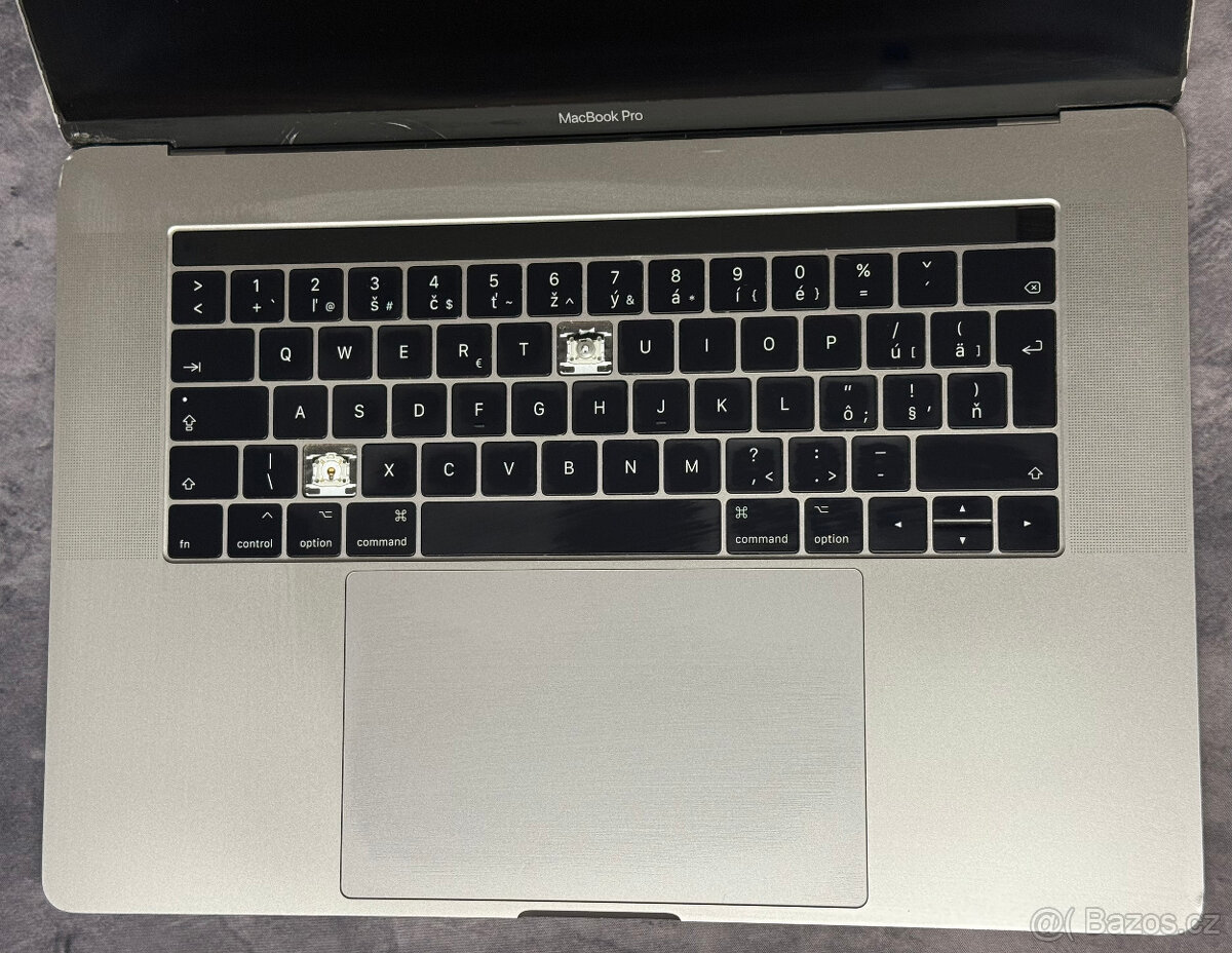 Apple Macbook Pro 15" 2016 i7/16GB/512GB - 3