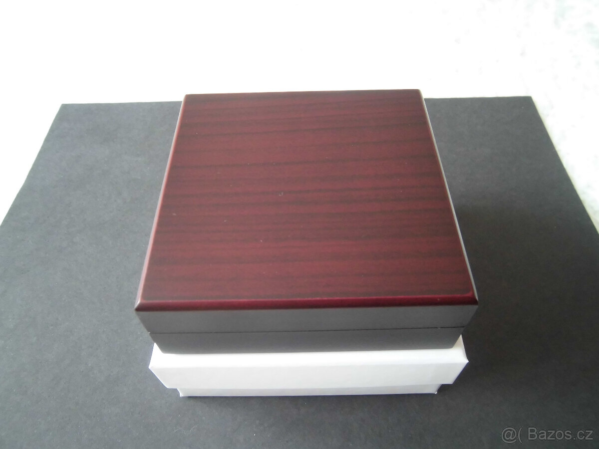 ETUE na mince a medaile - 3