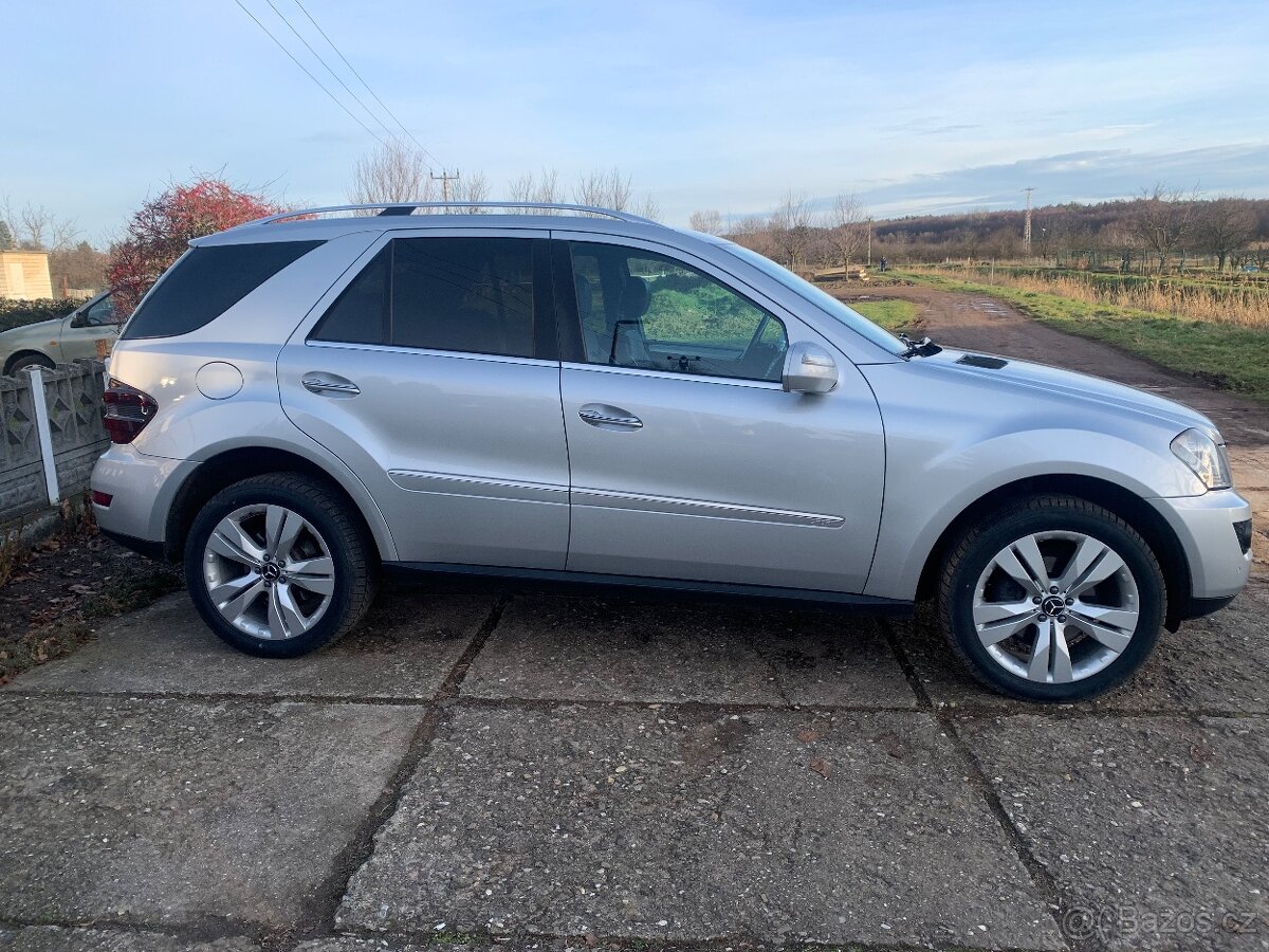 Mercedes benz ML 320cdi sport - 3