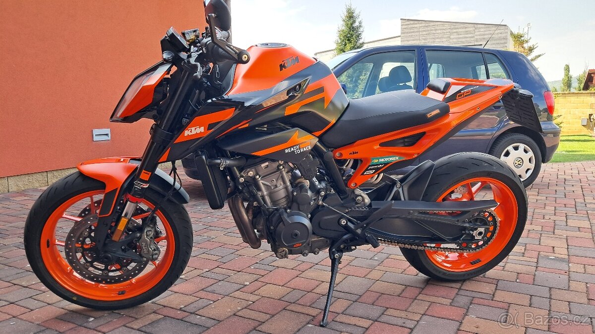 motocykl KTM 890 Duke GP - 3