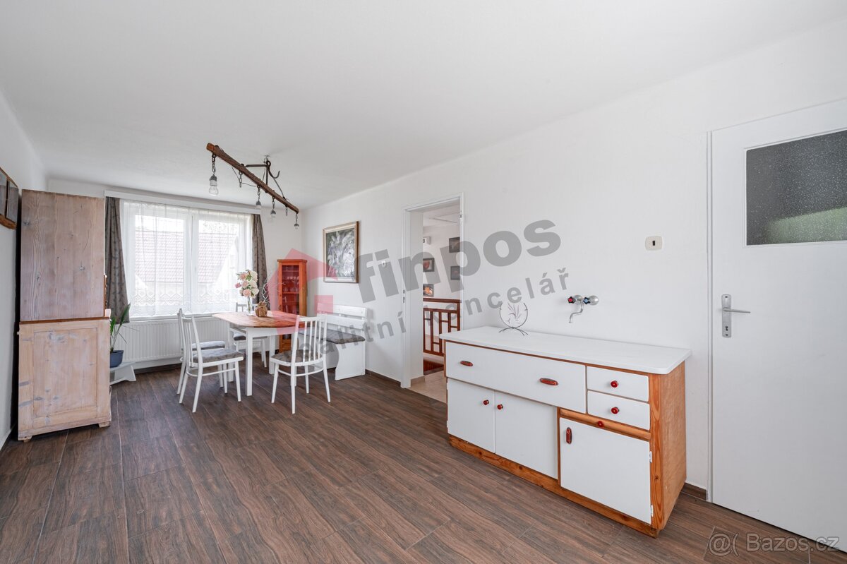 Prodej poetické usedlosti s pozemkem 4869 m2 v Kondraci u Vl - 3