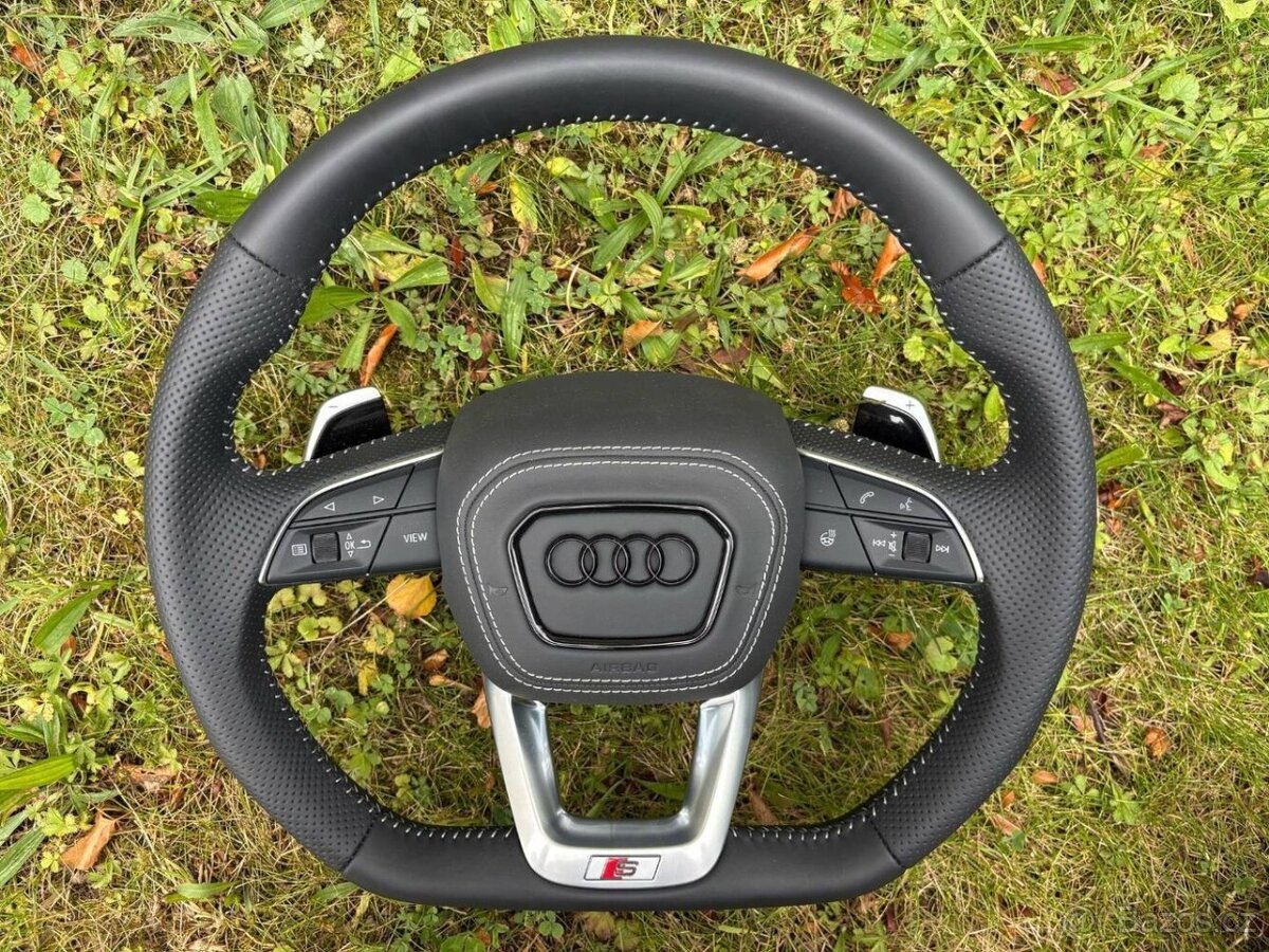 AUDI ZKOSENY VYHRIVANY VOLANT - 3