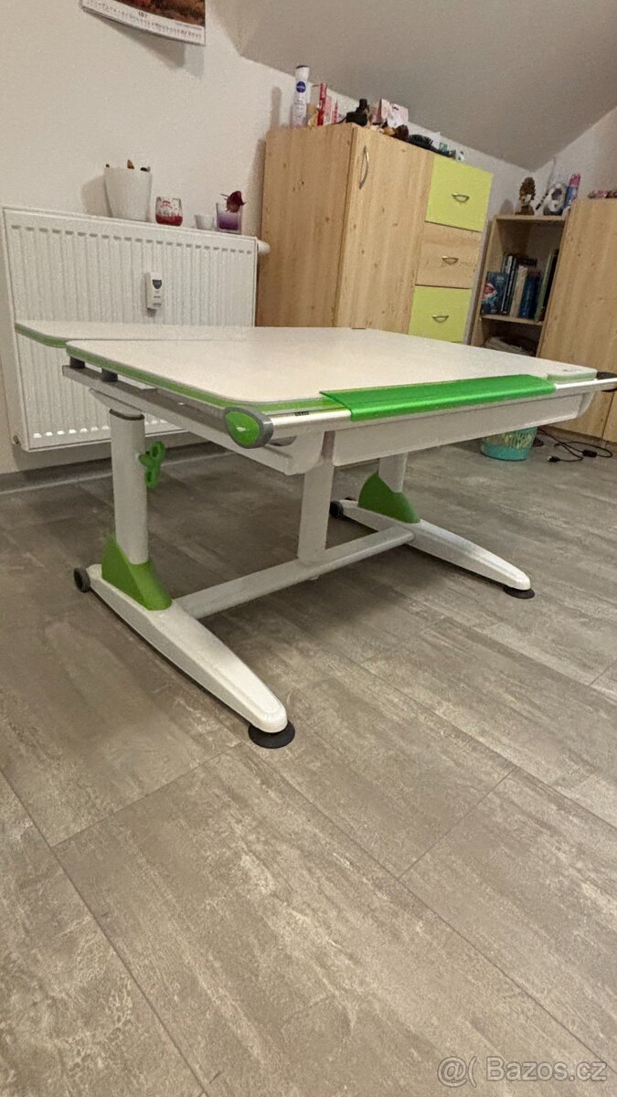 Certifikovaný rostoucí stůl s žídlí - 3