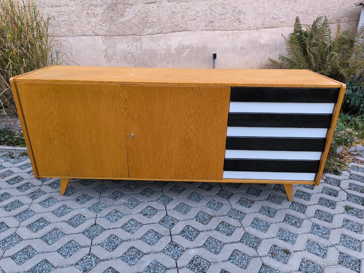 Retro komoda U-460 Jiří Jiroutek - Brusel 60. léta - 3