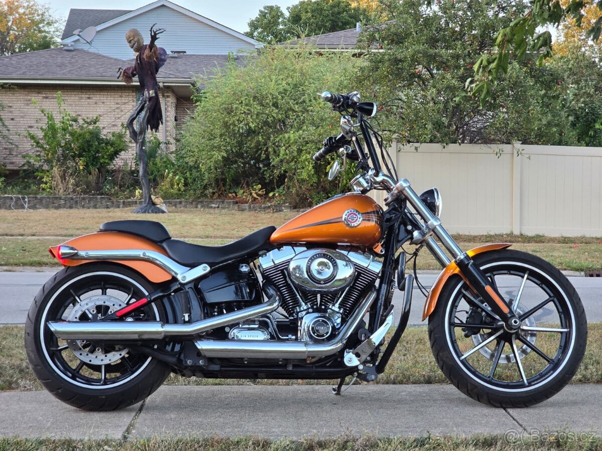 Harley-Davidson Breakout 103 - 3