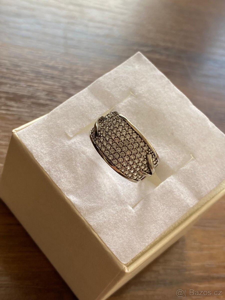 Dámský prsten z bílého zlata - 3