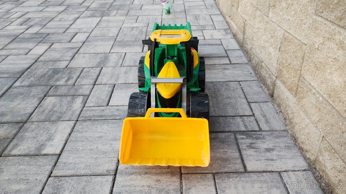Dětský traktor s přívěsem - 3