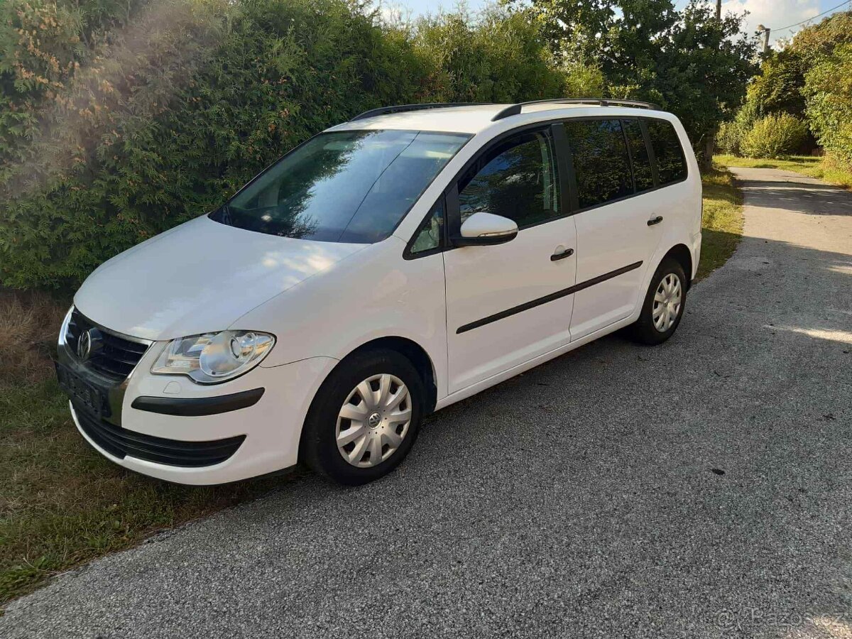 VW Touran 1.9 tdi 77kw -model 2010- 1.majitel - 3