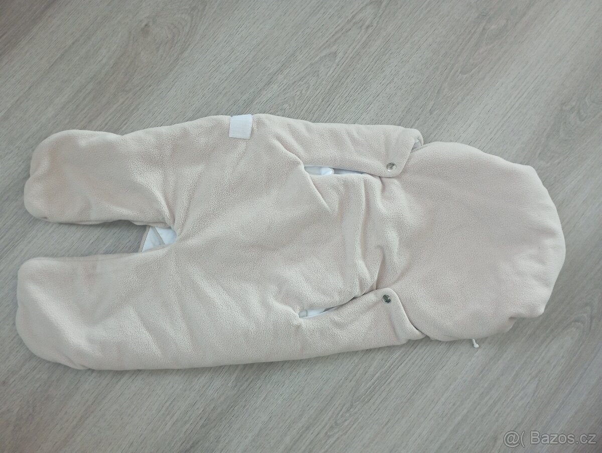 Fusak do autosedačky - 3