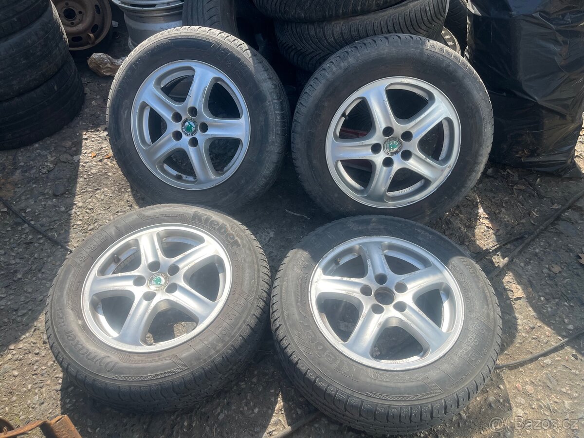 Pneu 195/65 R15 na ALU diskách 5x100 - 3