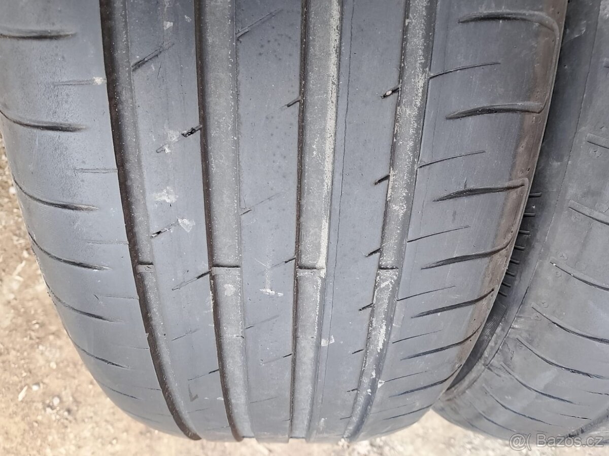 215/55/17 94v Goodyear - letní pneu 2ks - 3