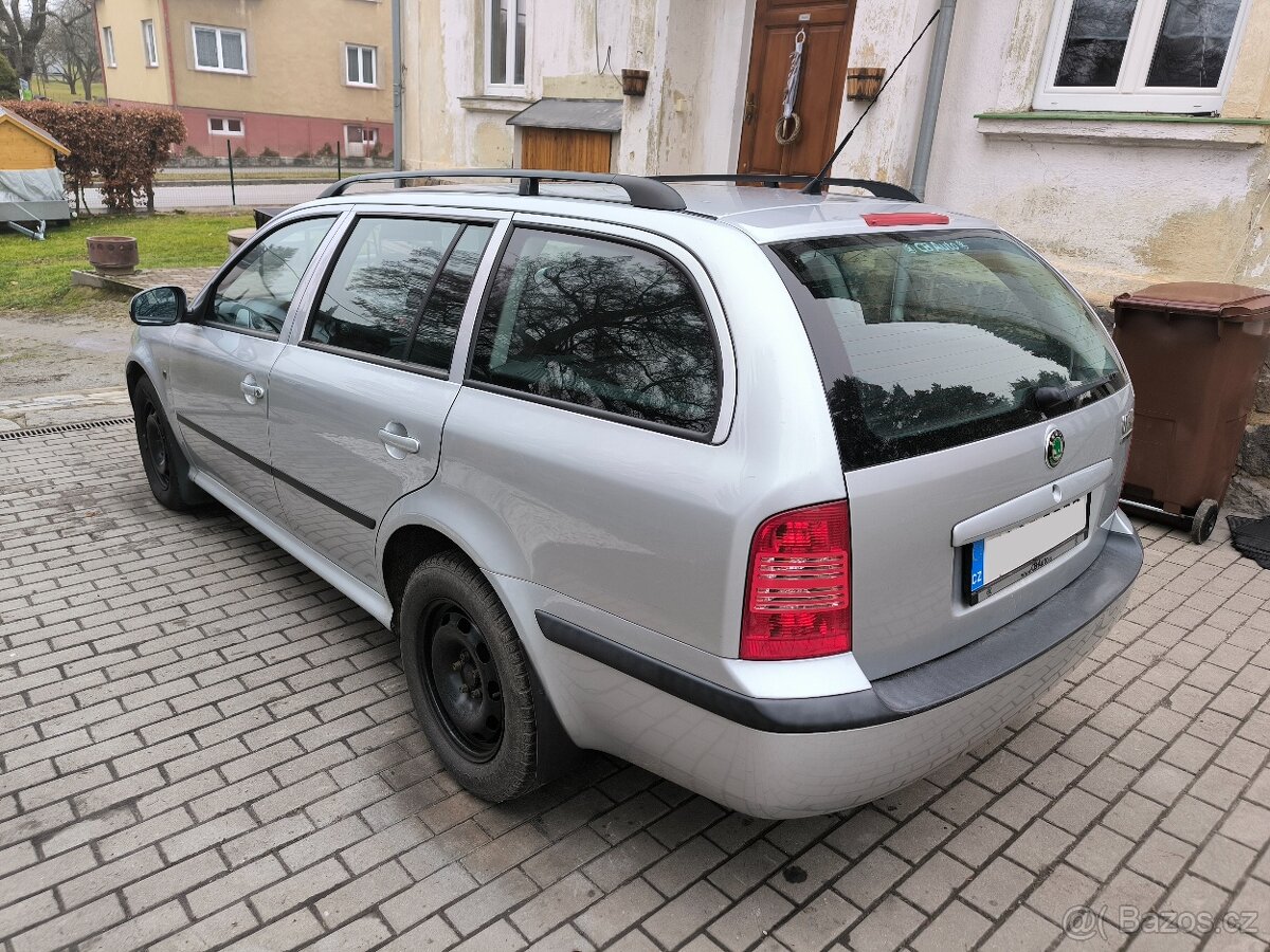 ŠKODA OCTAVIA 1.9 TDI, r.v. 2010, 1. MAJITELKA, VÝBORNÝ STAV - 3