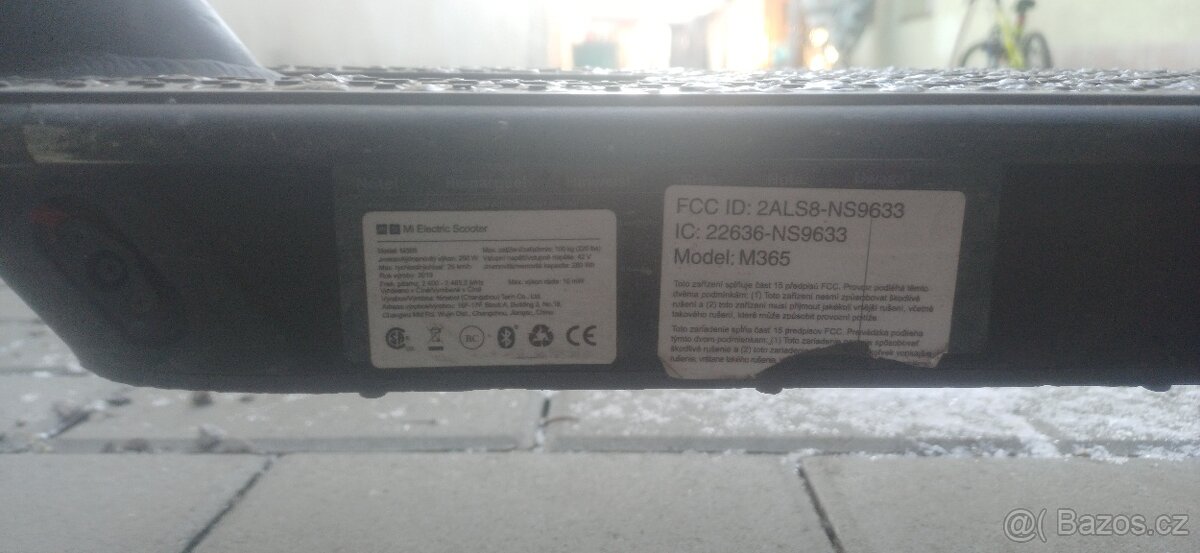 Elektro koloběžka mi escooter 365 - 3