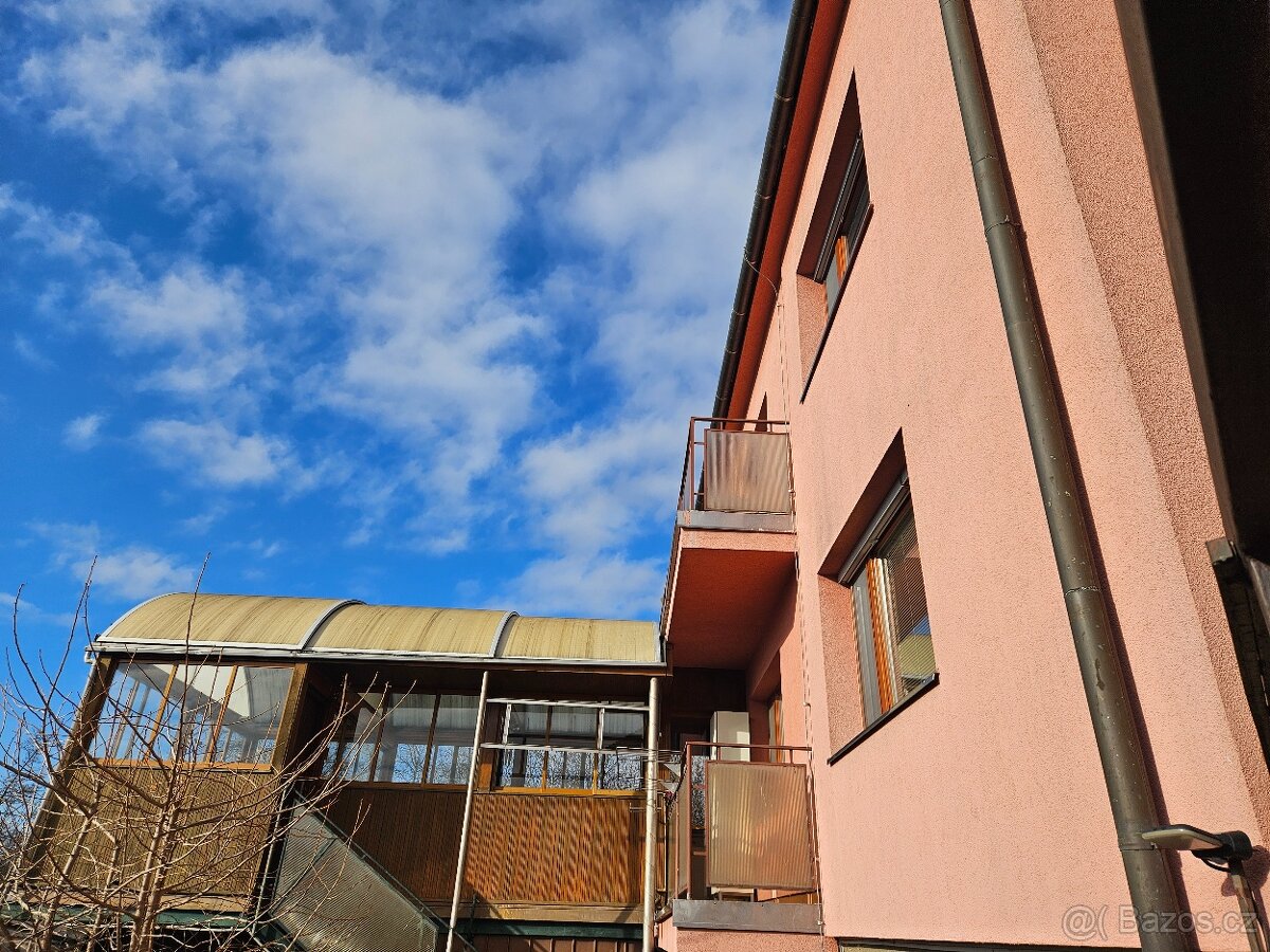 Prodej rodinný dům Šumice - 3