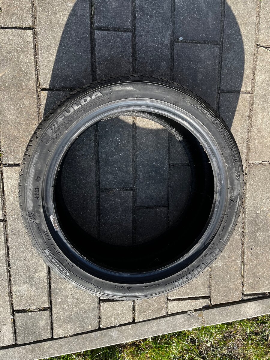 Zimní pneu na dojetí - 3