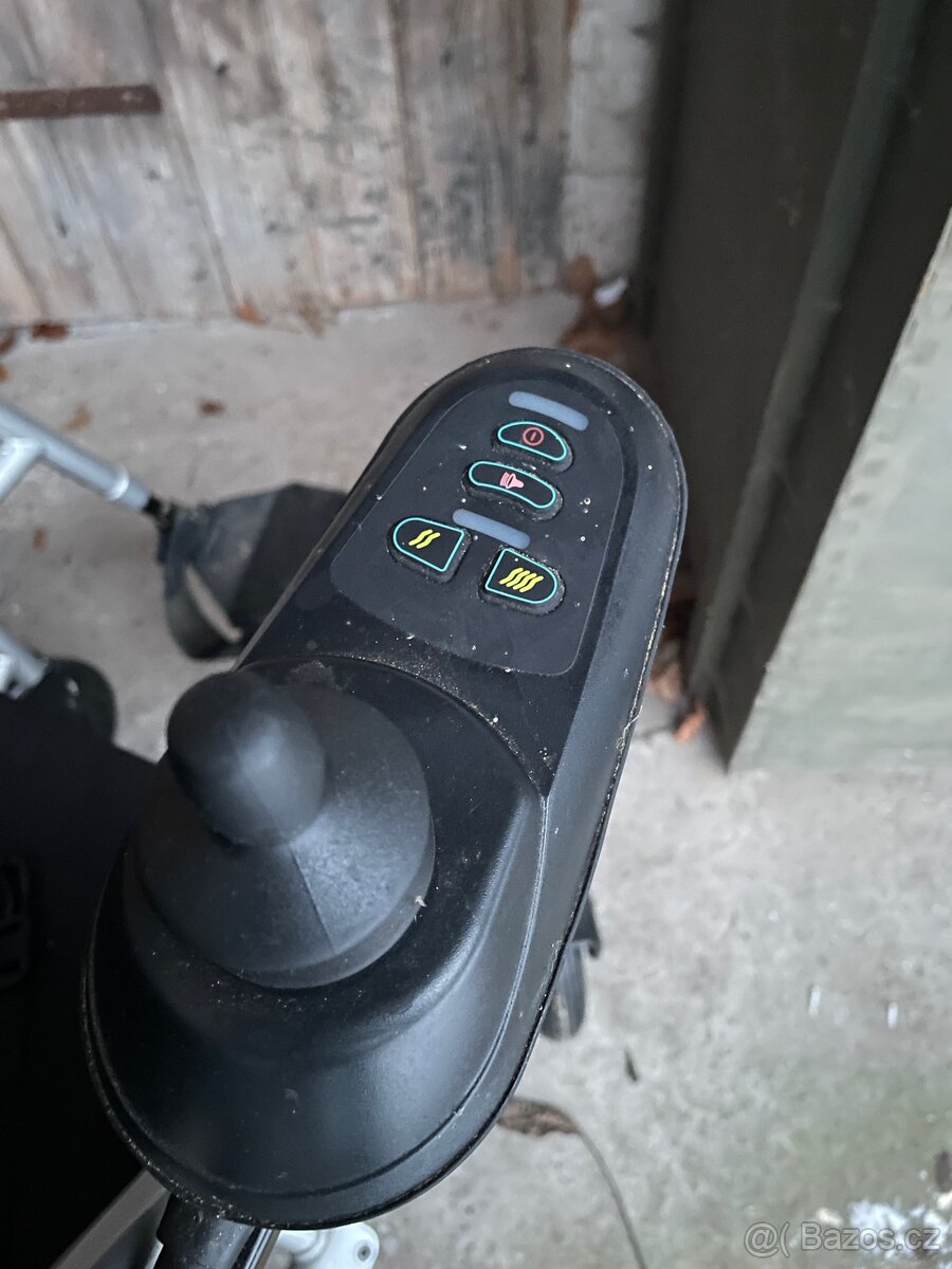 Elektrický vozík Excel Mobility QNect A - 3