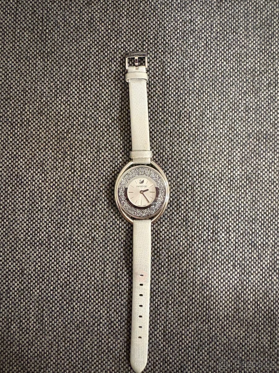 Dámské hodinky swarovski - 3