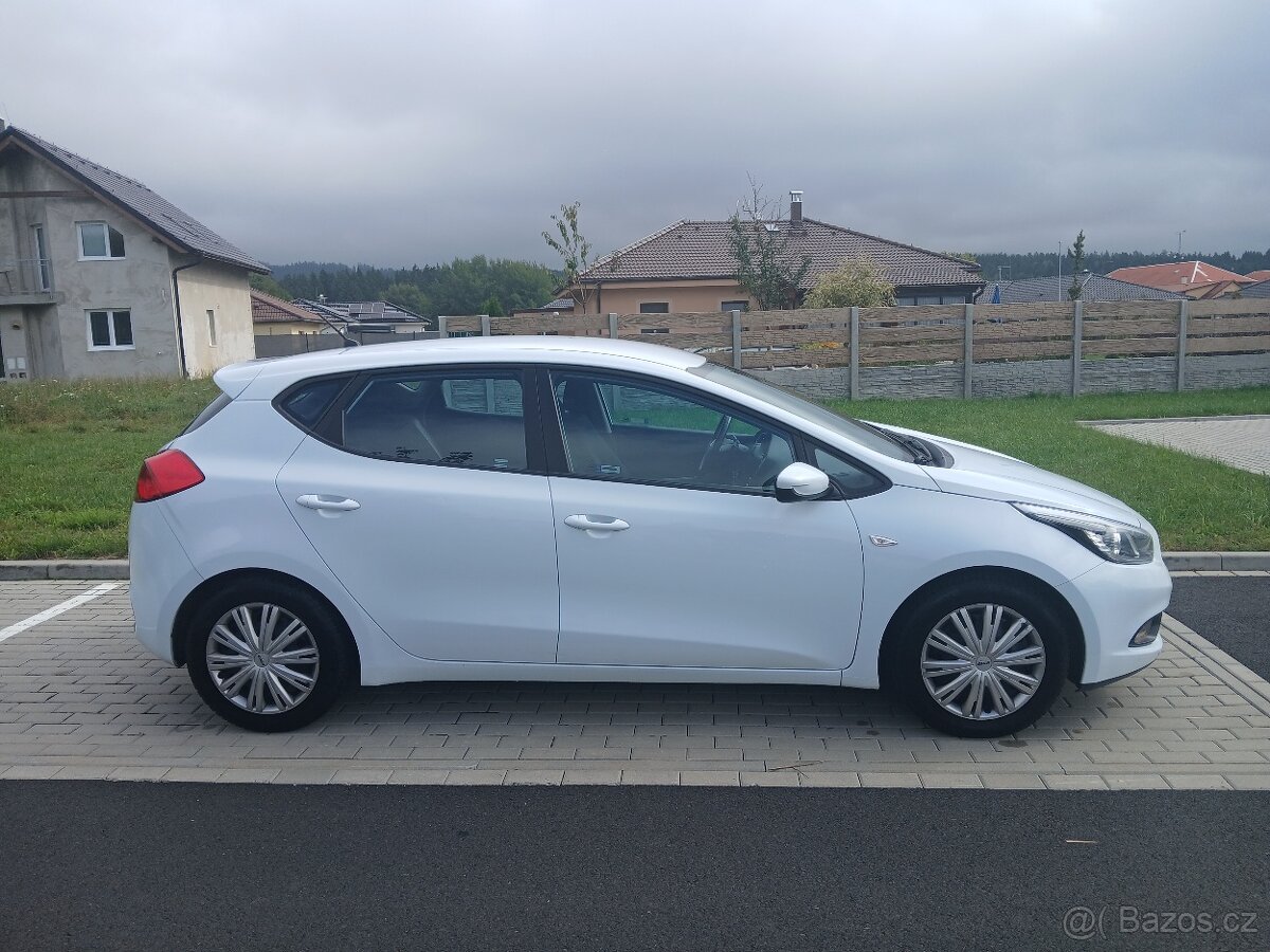 Kia Ceed 1,4i16V 73kW - 3