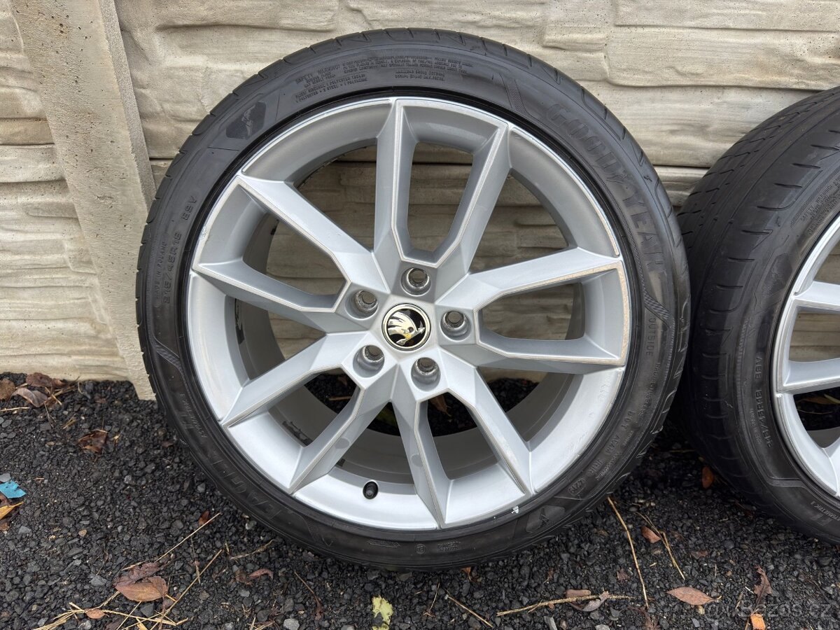 5x112 r18, 215/45 Goodyear Eagle F1 letni - 3