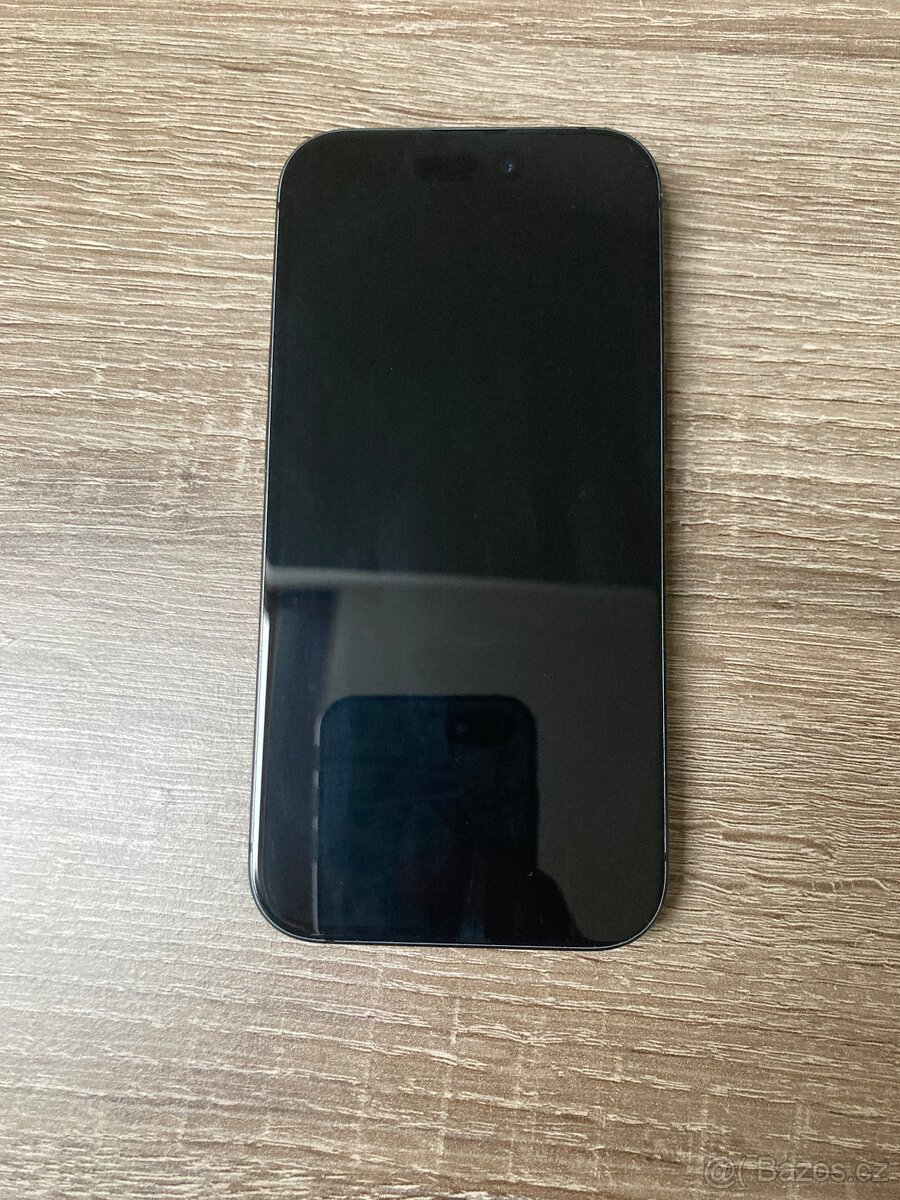 iPhone 15 černá- 128 GB - 3