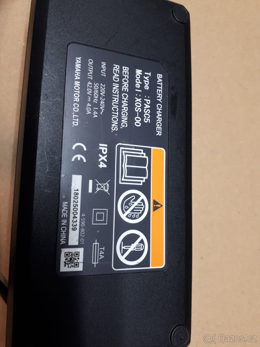 Nabíječka Yamaha 36V/4A - 3