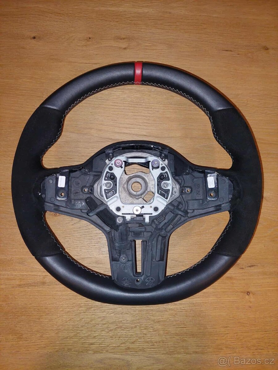 Volant (M Performance) Alcantara/Carbon - 3