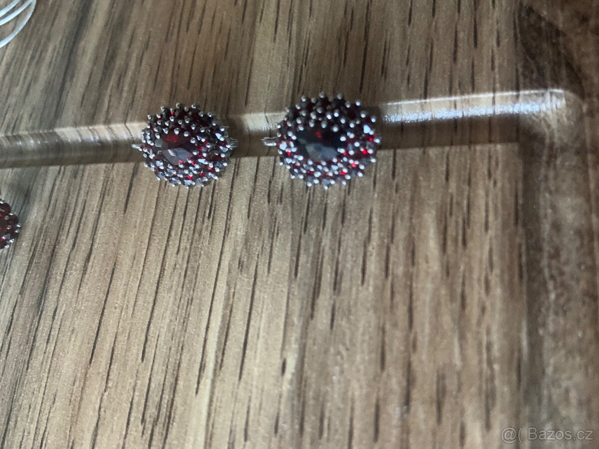 NOVÉ náušnice s českým granátem - 3