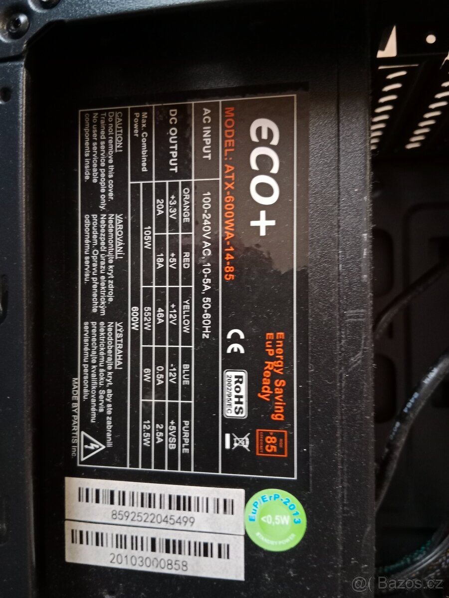 Starší nefunkcni PC jako soubor dilu - 3