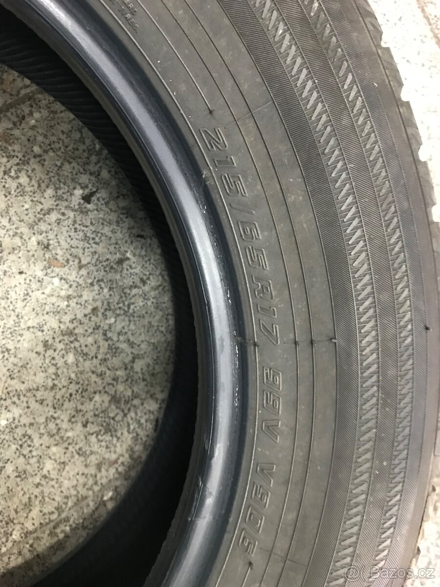 Yokohama 215/65-1799V Zimni - 3