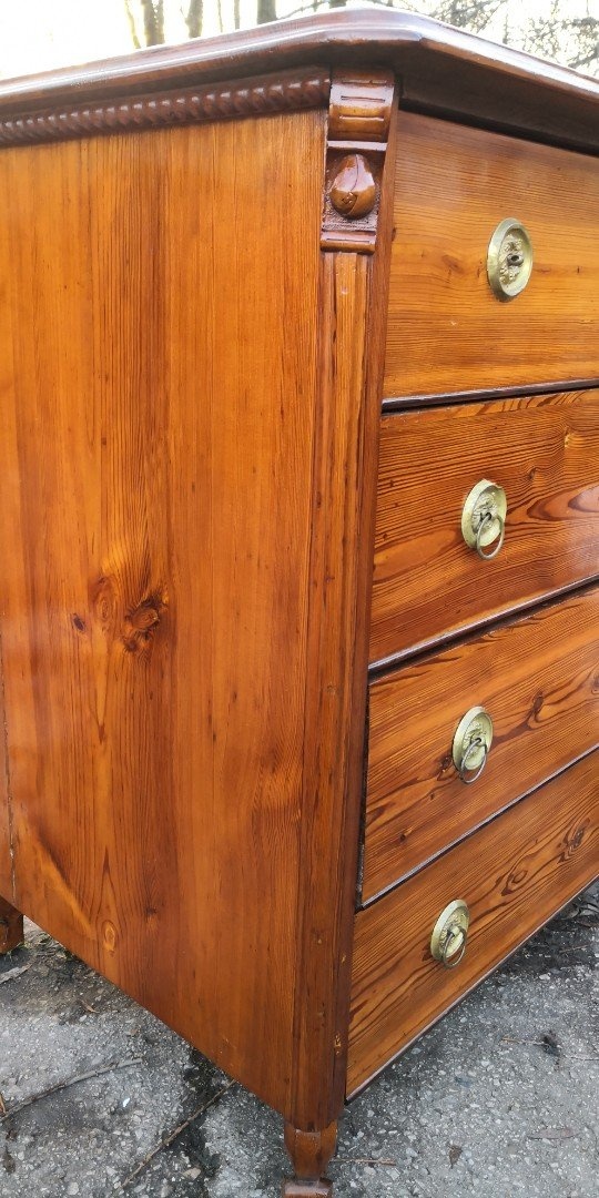 Celomasivní šuplíková komoda - 3