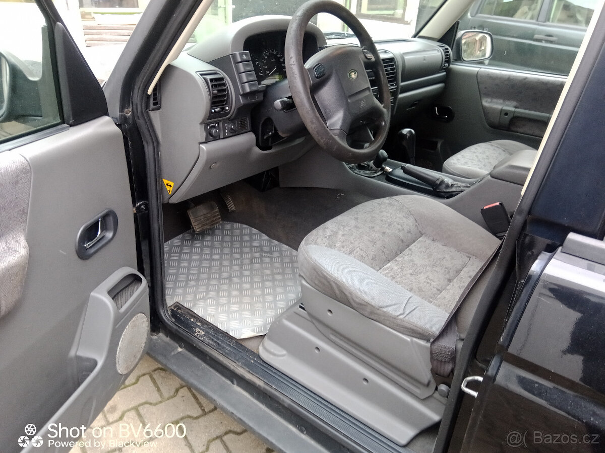 Land Rover Discovery - 3