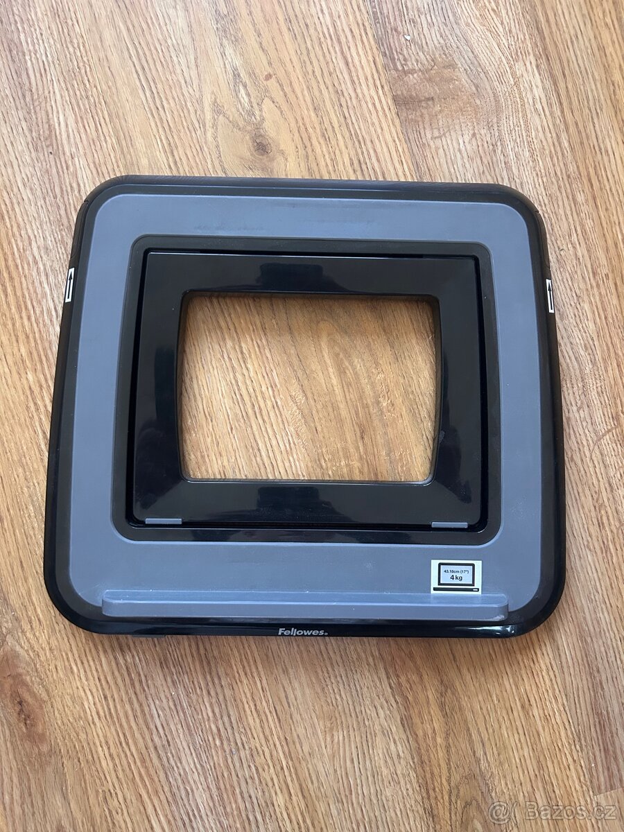 Stojanek na Notebook - 3