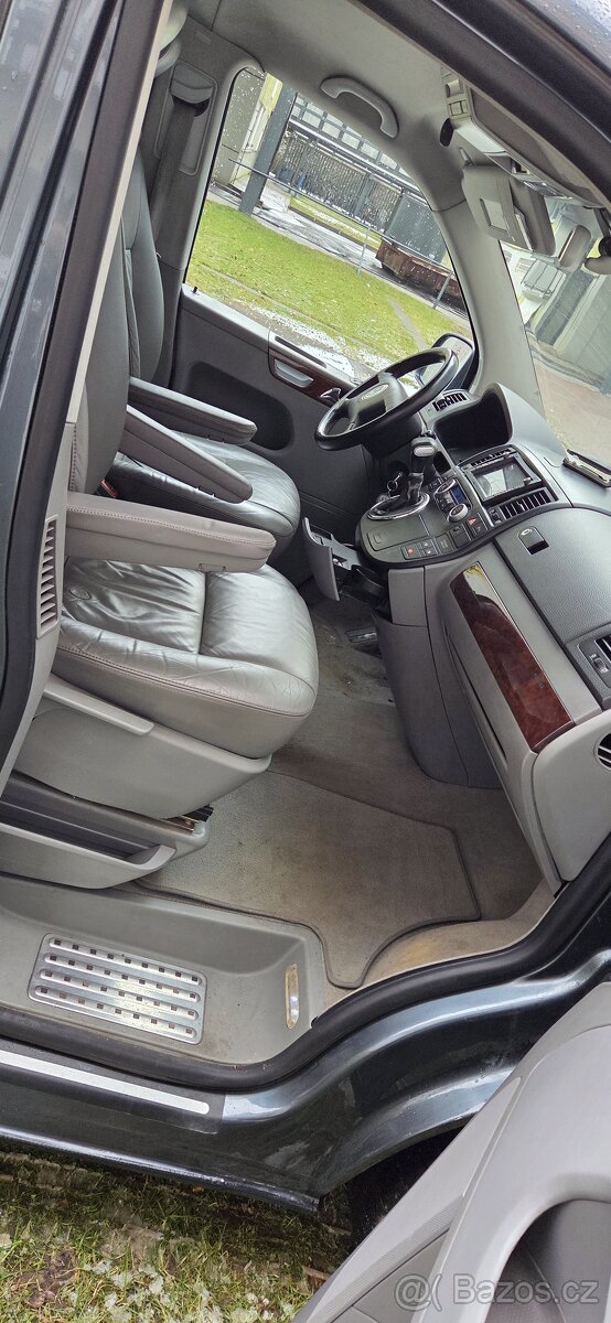 VW. Multivan T5 2.5TDi 128kw. DSG HIGHLINE 😏 - 3