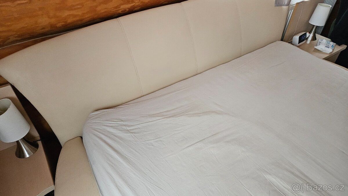 Manželská postel 160/200 - 3