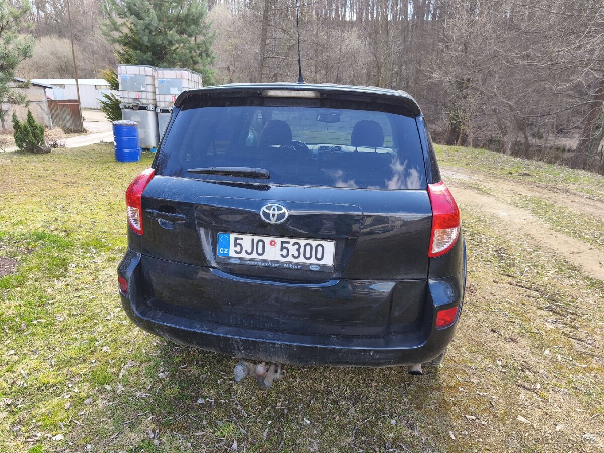 Toyota rav 4 2.2 - 3