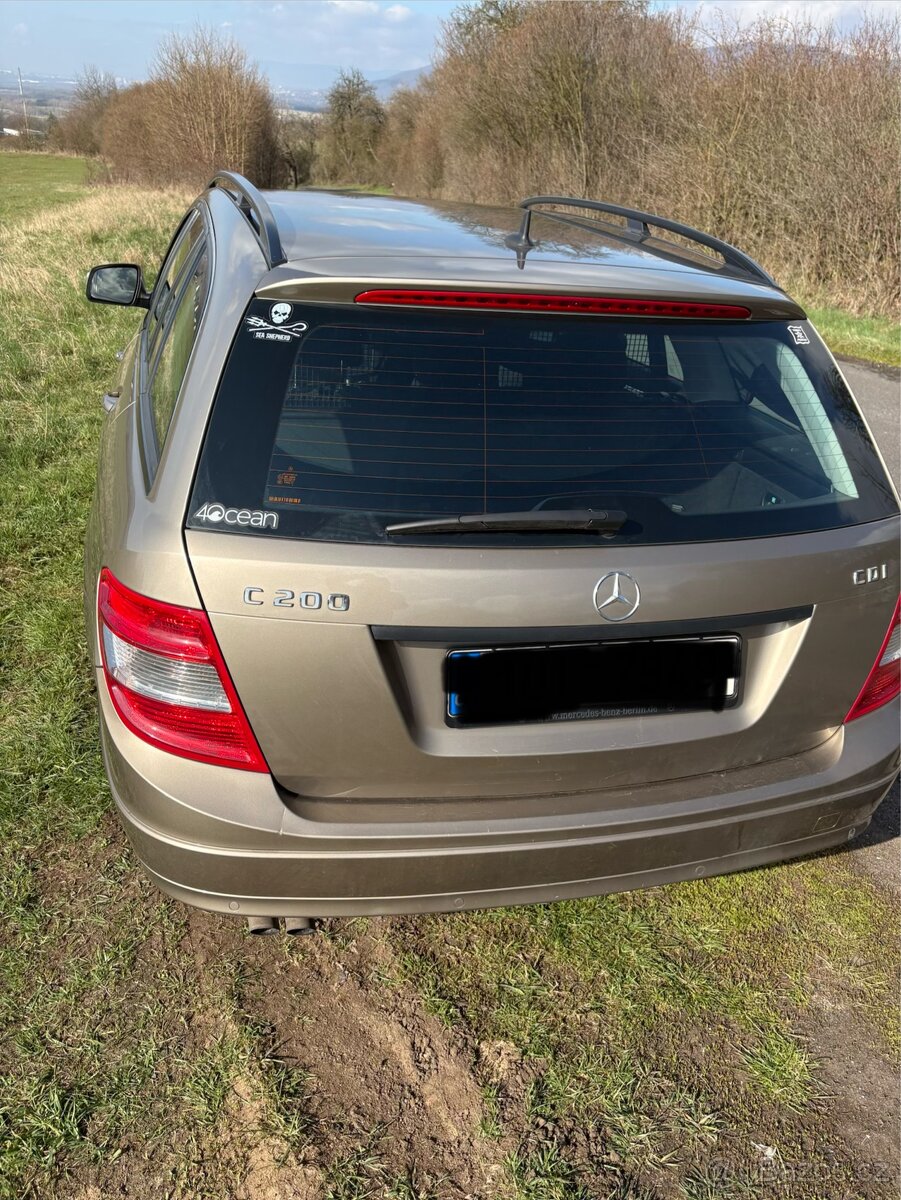 Mercedes-Benz W204 C200 cdi 2008 automat - 3
