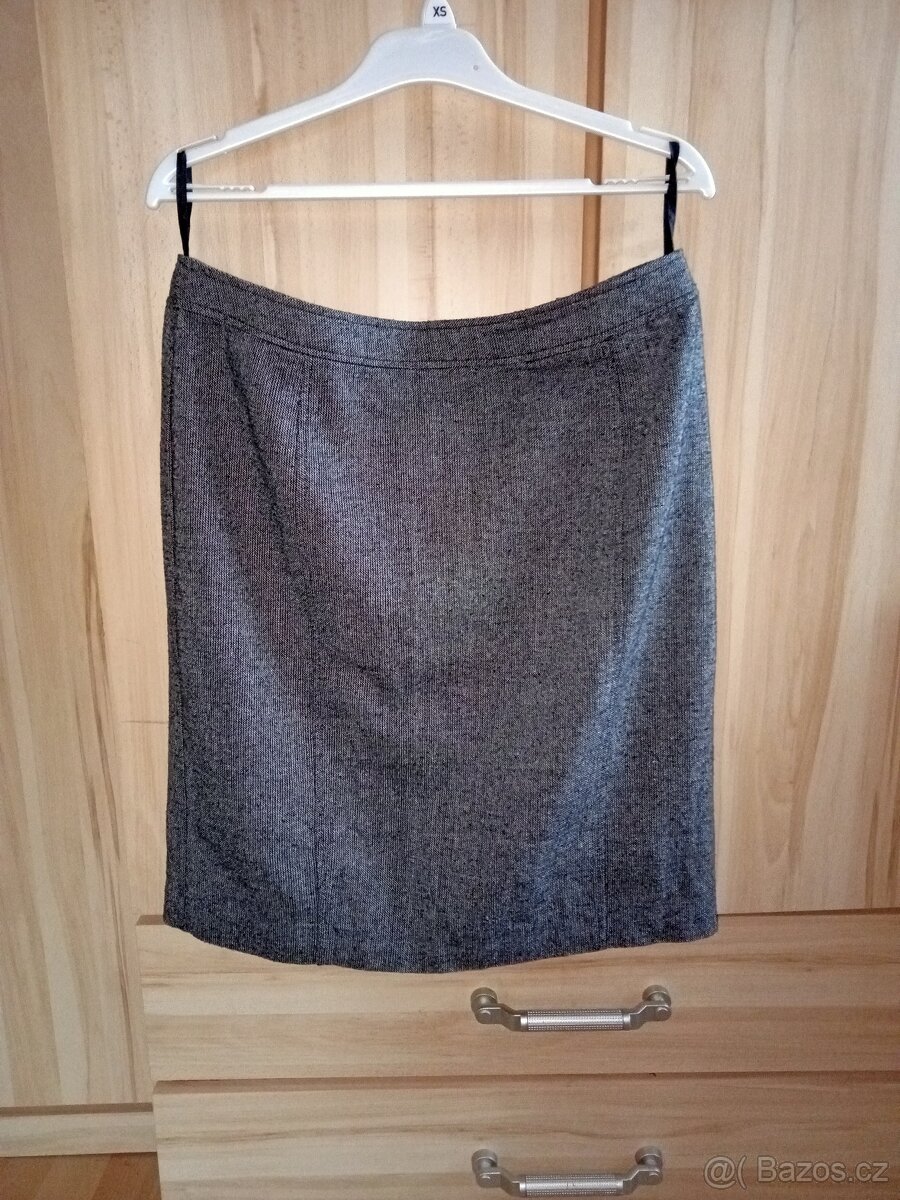 Dámská šedá teplejší sukně vel. 40/M - 3