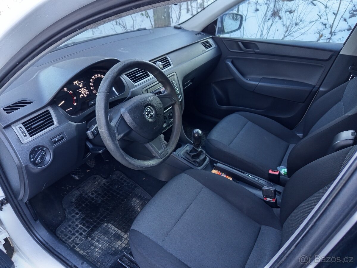 ŠKODA RAPID 1.2TSI 63KW VÝMĚNA MOŽNÁ - 3