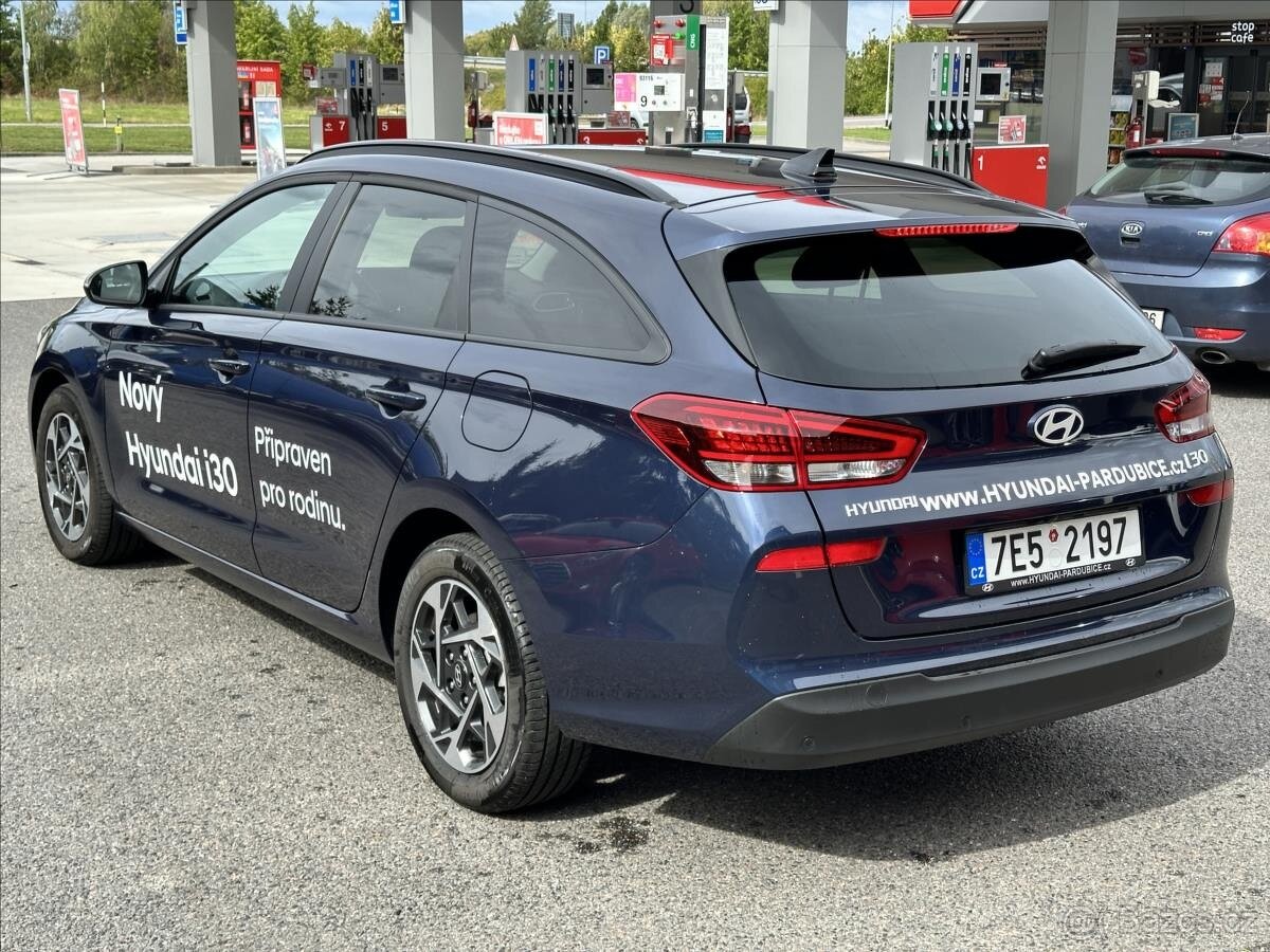 Hyundai i30 1,5 Family,DPH,Záruka do 2030 (2025) - 3