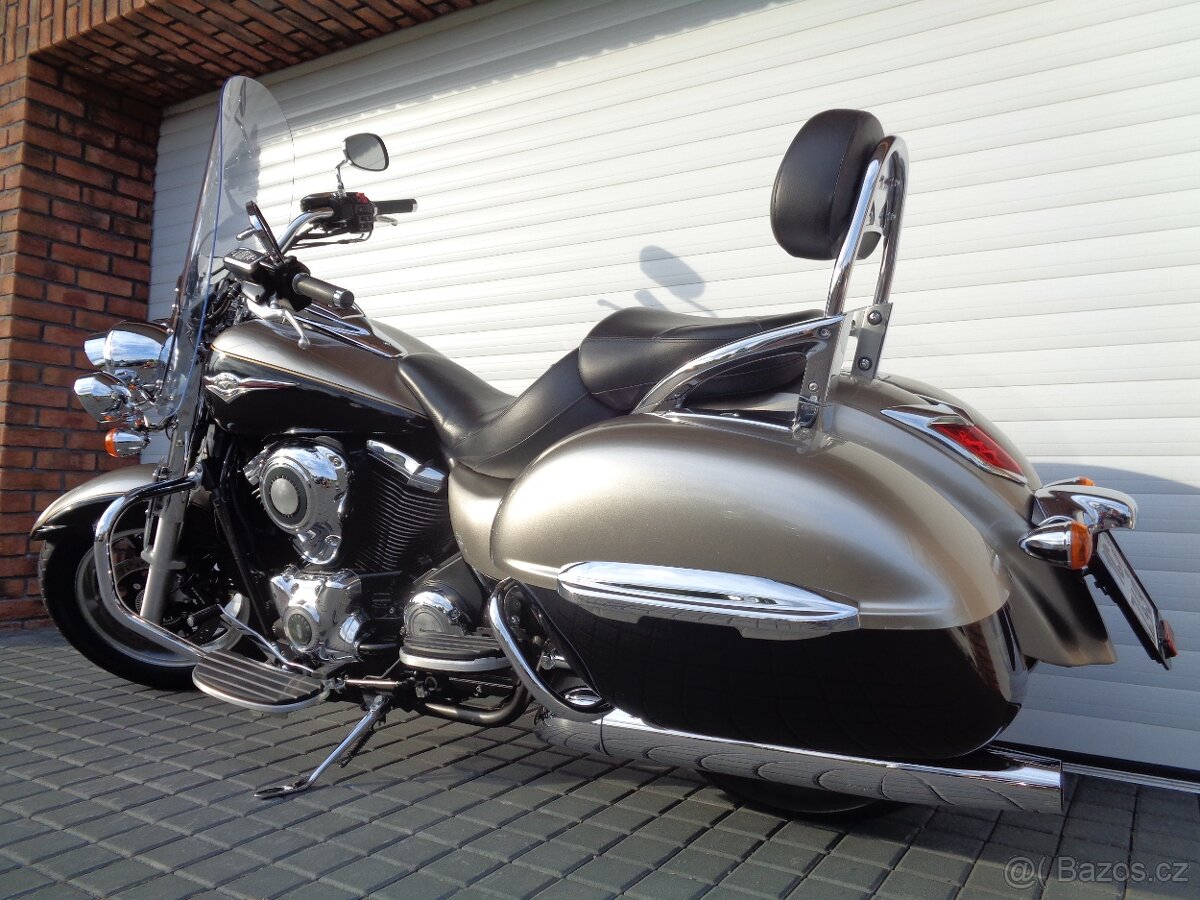 KAWASAKI VN 1700 Classic TOURER. 2013, původní serviska. - 3