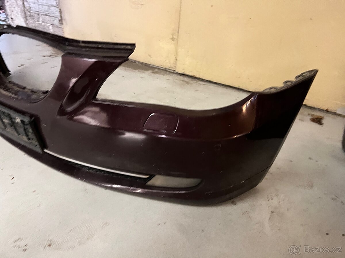 Prodám nárazníky bmw e60 facelift - 3